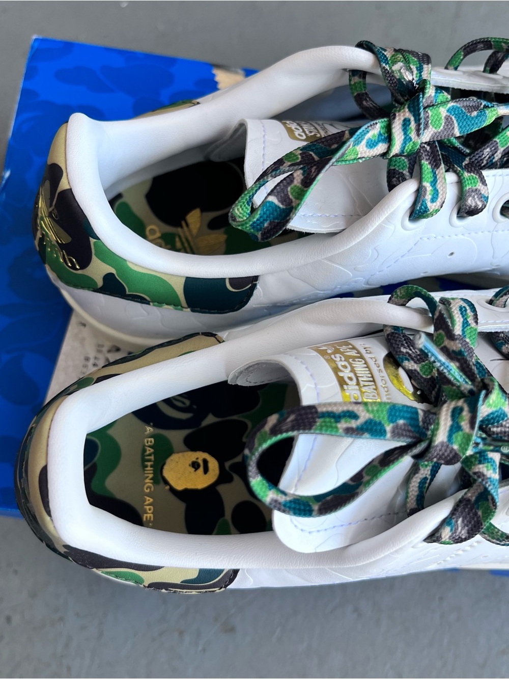 BAPE x adidas Stan Smith 30th Anniversary White Camo Men's 8.5 IG1115 - Picture 2 of 6